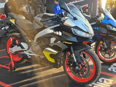 ‘Vua côn tay’ 457cc mới thể thao hơn Yamaha Exciter và Winner R chính thức mở bán giá 105 triệu đồng