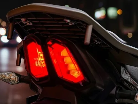 Tin hot 20/2: Quên Honda Winner R đi, Suzuki ra mắt 'vua côn tay' mới xịn như Yamaha Exciter, giá rẻ