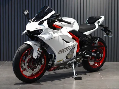 Chính thức ra mắt ‘vua côn tay’ 443cc mới thể thao hơn Yamaha Exciter và Honda Winner R, giá cực rẻ