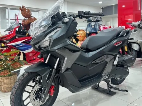 Tin xe hot 12/3: ‘Honda SH phiên bản đi phượt’ chính thức ra mắt, ‘chất’ hơn cả Air Blade và SH Mode