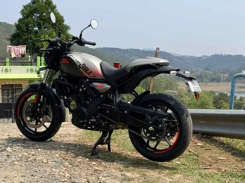 Chính thức ra mắt ‘vua côn tay’ Anh Quốc mới giá 60 triệu đồng: Có động cơ 452cc mạnh mẽ, ABS 2 kênh