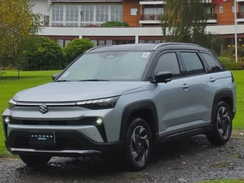 Suzuki chính thức ra mắt SUV cỡ B ‘chủ lực’ mới giá 456 triệu đồng, hạ gục Mitsubishi Xforce