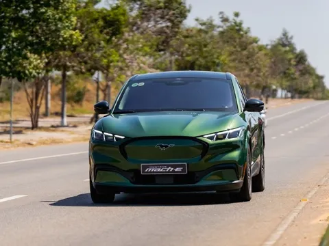 Ford Việt Nam nâng cấp trải nghiệm khách hàng xe điện, đưa Mustang Mach-E đến gần khách hàng Việt