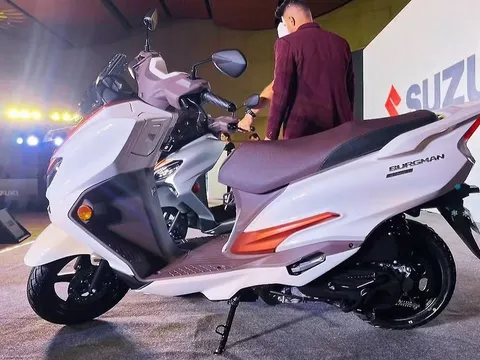 Tin xe trưa 3/4: ‘Xe ga quốc dân’ 125cc mới của Suzuki ra mắt, giá rẻ át vía ‘Tiểu SH’ Honda Vision