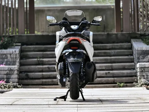 Tin xe hot 6/4: Ra mắt ‘vua xe ga’ mới giá 55 triệu đồng ngang Honda Air Blade, có ABS và TCS như SH