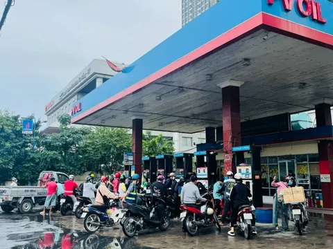 Tin 'hot' ngày 11/4: Giá xăng dầu cập nhật mới nhất, Honda Vision xếp sau 2 mẫu xe ga về tiết kiệm