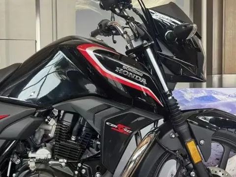 Tin xe hot 12/4: Honda ra mắt mẫu xe côn tay 150cc mới tiết kiệm xăng hơn Winner R, giá dự kiến rẻ