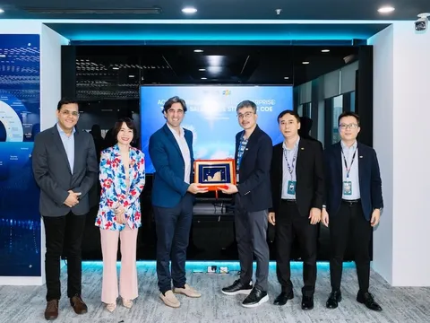 FPT và Salesforce mở trung tâm ứng dụng AI thúc đẩy mô hình “doanh nghiệp tự vận hành” ngành tài chính