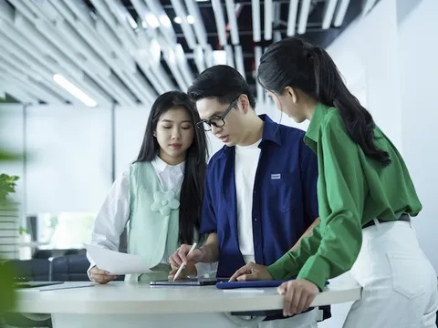 FPT 'bắt tay' Intel thúc đẩy mô hình nhà máy tự vận hành bằng AI