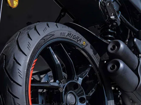Tin xe trưa 6/5: Chính thức ra mắt ‘vua côn tay’ mới tiệm cận Yamaha Exciter và Honda Winner R, có ABS 2 kênh, giá rẻ
