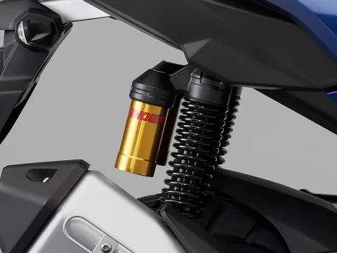 Tin xe trưa 22/5: Honda mở bán ‘đàn em’ của Air Blade và SH 160i với 89 triệu đồng, có ABS cực xịn
