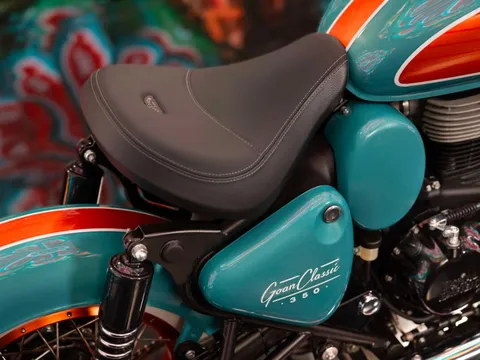 ‘Huyền thoại côn tay’ mới chính thức ra mắt với giá rẻ: Phân khúc trên Yamaha Exciter, thiết kế đỉnh cao vượt thời gian