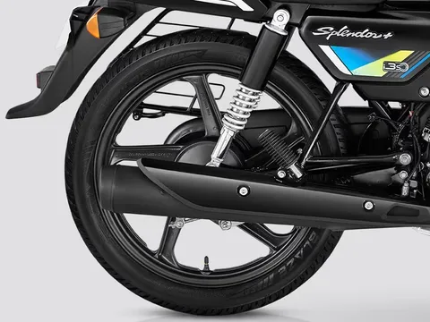 Tin xe hot 8/6: Ra mắt mẫu xe côn tay ‘bình dân’ mới giá rẻ như Honda Wave Alpha, phong cách khác Yamaha Exciter