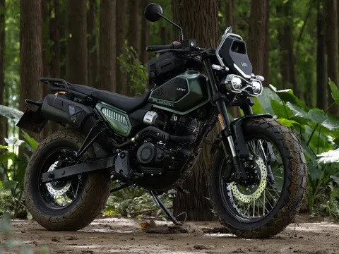 Chính thức ra mắt ‘vua côn tay’ mới giá 54 triệu đồng: Phân khối lớn hơn Yamaha Exciter, phong cách khác Winner R