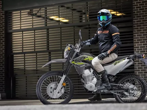 Tin xe hot 25/6: Ra mắt ‘vua côn tay’ mới giá 53 triệu đồng ngang tầm Yamaha Exciter, phong cách khác Honda Winner R
