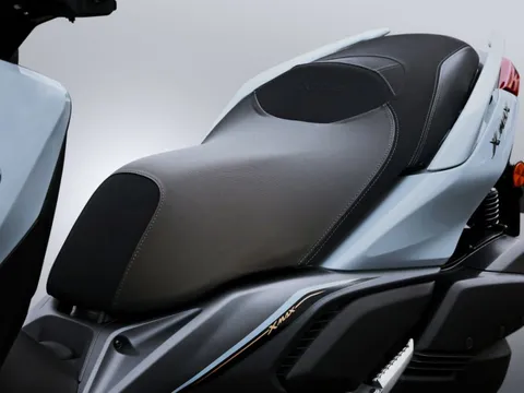 Quyết đả bại Honda SH, Yamaha chính thức mở bán ‘huyền thoại xe ga’ 249cc mới cực xịn, giá 104 triệu đồng