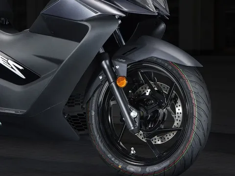 Quyết chiến Honda SH, ‘vua xe ga’ 169cc mới giá 45,8 triệu đồng rẻ hơn Air Blade mà có cả ABS và TCS, màn hình TFT