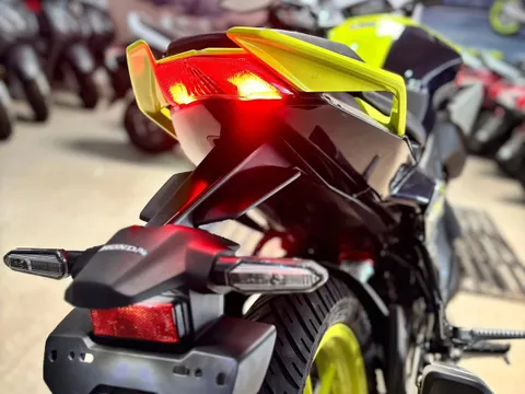 Honda chính thức nhận cọc ‘vua côn tay’ 125cc mới giá 47,6 triệu đồng, thiết kế cá tính hơn Winner R và Yamaha Exciter