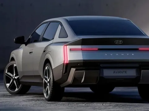 Tin xe hot 11/8: Sedan cỡ C mới của Hyundai vừa ra mắt đã được săn đón vì đẹp mà giá chỉ rẻ như Grand i10 và Kia Morning
