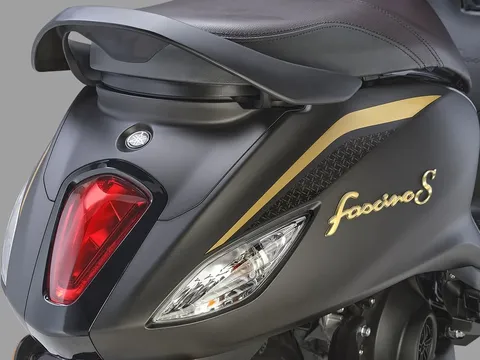 Tin xe trưa 19/8: Yamaha ra mắt ‘vua xe ga’ 125cc mới giá rẻ hơn cả Honda Vision và Wave Alpha, xịn như SH Mode