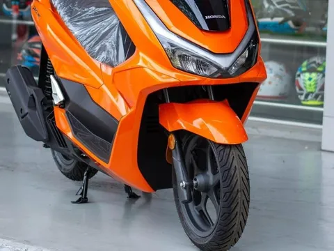 Tin xe trưa 23/9: Honda ra mắt ‘vua xe ga’ 160cc mới thiết kế ‘nét’ hơn SH với giá mềm, trang bị át vía Vario và SH Mode