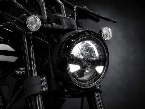 ‘Huyền thoại côn tay’ mới của Ý ra mắt với giá rẻ: Phân khối lớn hơn Yamaha Exciter và Honda Winner R, có ABS 2 kênh