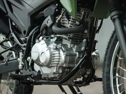 Honda chính thức ra mắt ‘vua côn tay’ 160cc mới ‘đàn em’ của Winner R: Đẹp long lanh, có ABS như Yamaha Exciter, giá rẻ