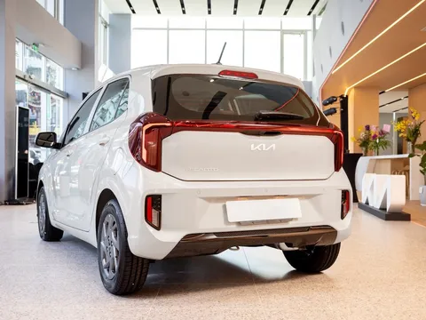 Tin xe hot 30/9: Kia ra mắt ‘khắc tinh’ của Hyundai Grand i10 với giá hấp dẫn, thiết kế đẹp mê ly, có ADAS và 7 túi khí