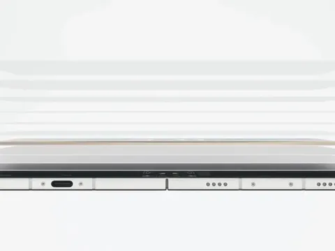 Vượt mặt Galaxy Z Fold 8, màn hình mờ gây tranh cãi của iPhone Duo có thể thay mới