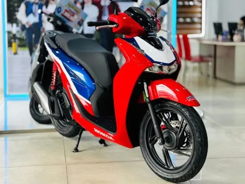 Tin xe trưa 14/10: Honda SH phiên bản mới nhập Ý về Việt Nam với giá hấp dẫn, thiết kế đẹp chưa từng có