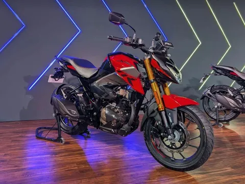 Tin xe hot 19/10: Xe côn tay ‘quốc dân’ mới ra mắt, có ABS xịn hơn Yamaha Exciter và Honda Winner R, giá 34,6 triệu đồng