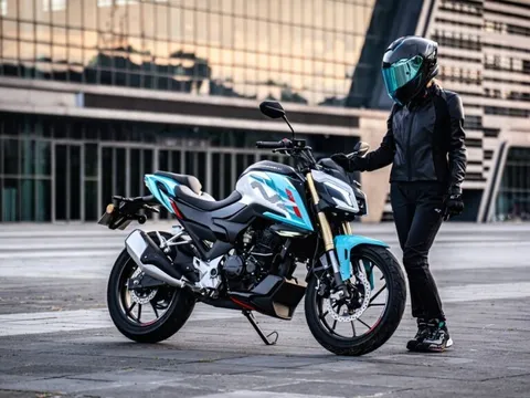 Tin xe trưa 26/10: ‘Vua côn tay’ của Ý ra mắt với giá mềm, phân khối lớn hơn Yamaha Exciter và Honda Winner R