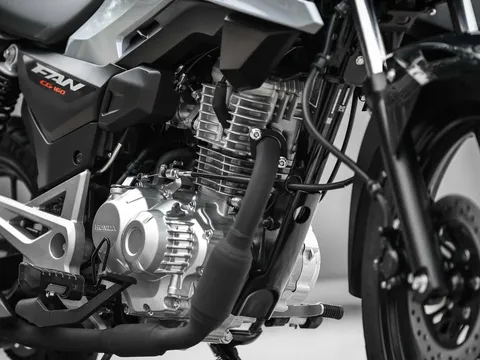 Tin xe hot 27/10: Honda ra mắt ‘huyền thoại côn tay’ 160cc mới với giá rẻ, thiết kế khác xa Winner R và Yamaha Exciter
