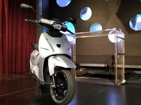 Tin xe hot 30/10: ‘Vua xe ga’ mới ra mắt với giá hấp dẫn, phong cách khác xa Honda SH, có ABS 2 kênh xịn hơn SH Mode