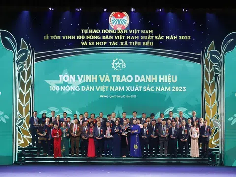 Lễ tôn vinh và trao danh hiệu cho 100 "Nông dân Việt Nam xuất sắc 2023" và biểu dương 63 HTX tiêu biểu toàn quốc