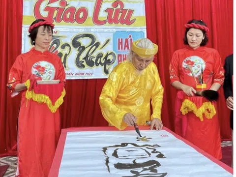Nhà thư pháp Lê Thiên Lý chinh phục kỷ lục mới trong nghệ thuật thư pháp tại Việt Nam