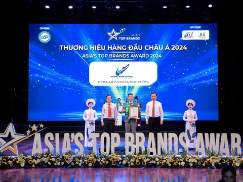 Phòng chẩn trị YHCT Hoàng Minh Đường vinh dự đạt chứng nhận Thương hiệu Hàng đầu Châu Á năm 2024