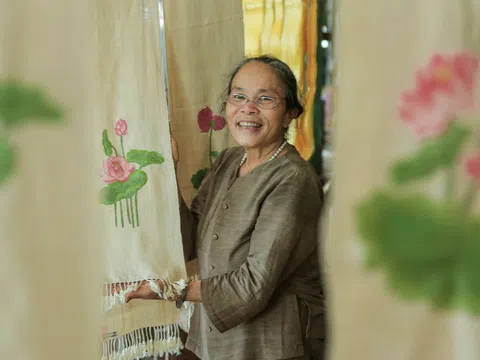 Hà Nội vinh danh 8 nữ nghệ nhân: Những người giữ gìn và phát triển nghề truyền thống