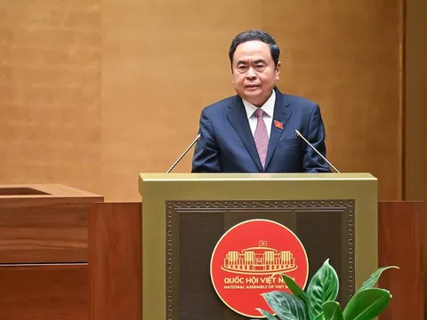 Chủ tịch Quốc hội: "Tinh thần của Hội nghị Diên Hồng năm xưa đã thể hiện tại Hội trường Diên Hồng hôm nay"