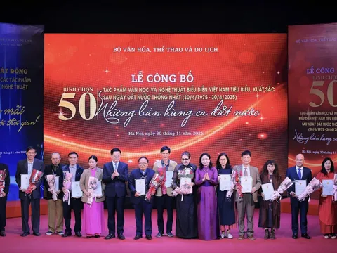 Nhà thơ Trần Đăng Khoa nói gì về những tranh luận trái chiều từ việc tôn vinh 50 tác phẩm văn học gần đây