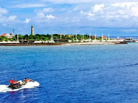 "Trở lại Trường Sa": Khi biển khơi hoà nhịp trái tim Người