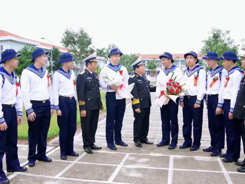 Để mỗi chiến sĩ mới đều tự hào khi trở thành bộ đội Hải quân