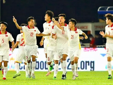 Đại thắng Singapore 7-0, U23 Việt Nam hứng khởi quyết đấu Thái Lan