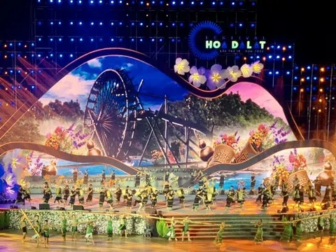 Lâm Đồng: Long trọng và hoành tráng lễ khai mạc Festival hoa Đà Lạt 2022