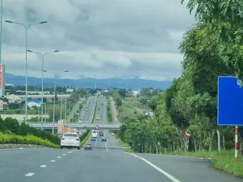 Lâm Đồng: Tập trung tháo gỡ khó khăn, vướng mắc 2 tuyến cao tốc Tân Phú - Bảo Lộc và Bảo Lộc - Liên Khương