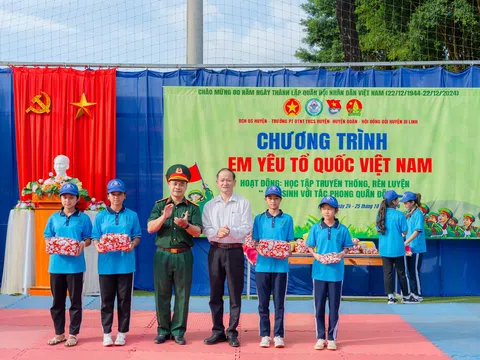 Lâm Đồng: Tổ chức chương trình “em yêu Tổ quốc Việt Nam” cho học sinh huyện Di Linh