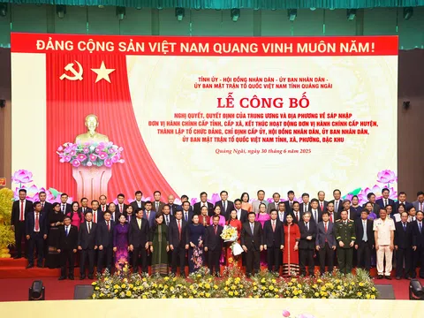 Quảng Ngãi: Công bố các Nghị quyết, Quyết định của Trung ương và của tỉnh về sáp nhập đơn vị hành chính cấp tỉnh, cấp xã, phường, đặc khu