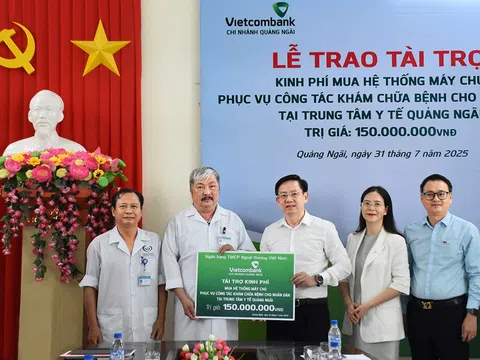 Vietcombank Quảng Ngãi: Tài trợ kinh phí đầu tư hệ thống máy chủ cho Trung tâm Y tế Quảng Ngãi