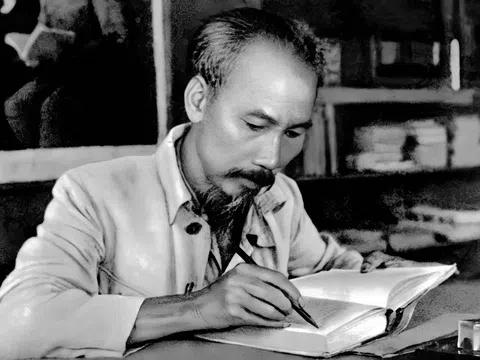 President Ho Chi Minh and the Vietnamese Revolutionary Press