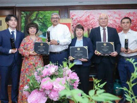 Anh hùng Lao động Thái Hương: Nhà lãnh đạo xuất sắc trong phát triển bền vững Toàn cầu 2025